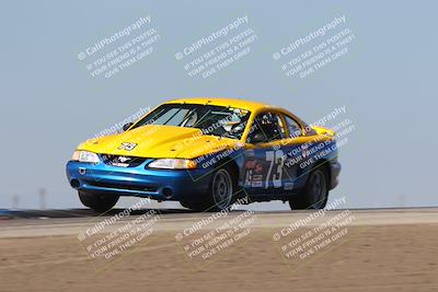 media/Oct-26-2025-CalClub SCCA (Sun) [[8ce1e69566]]/Group 4/Grapevine/